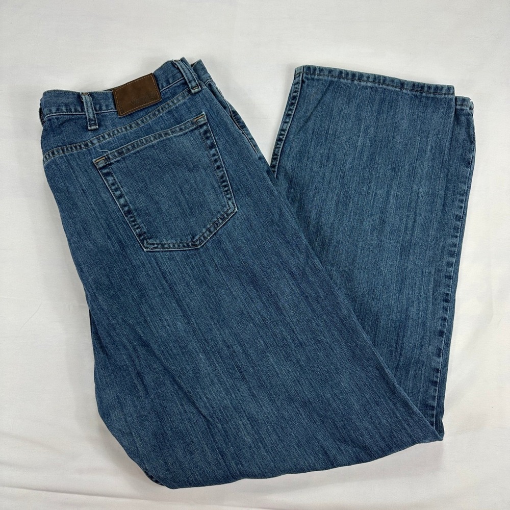 Wrangler Relaxed Straight Jeans Mens 42x32 Blue Denim Casual Pants